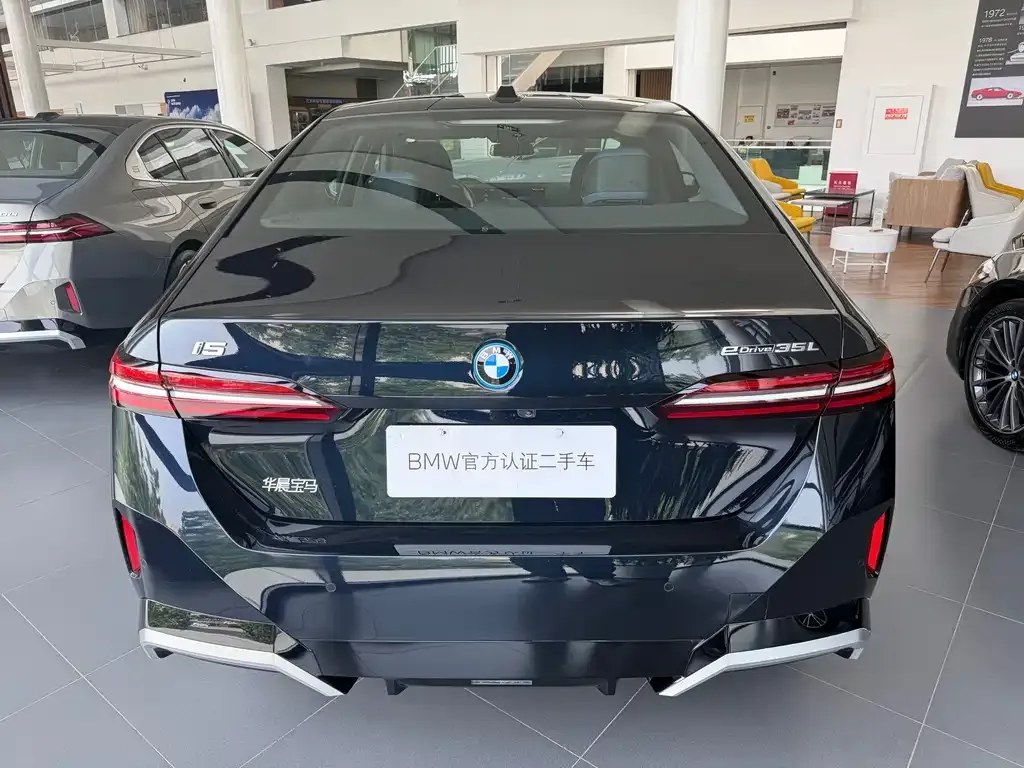 BMW i5 2025 из CN, фото 4
