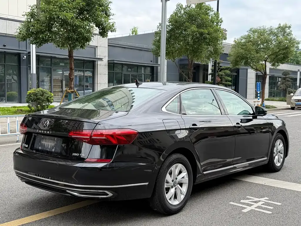 Volkswagen Passat 2021 из CN, фото 8