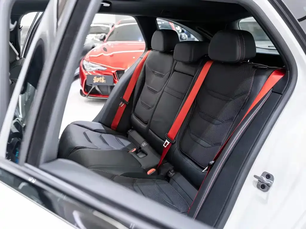 Mercedes-Benz C-Class AMG 2024 из CN, фото 9