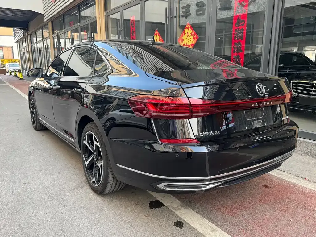 Volkswagen Passat — фото 3