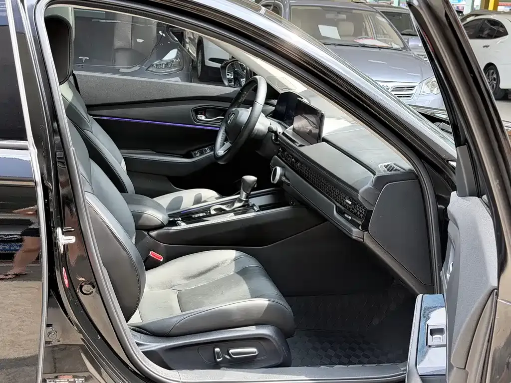 Honda Accord — фото 5