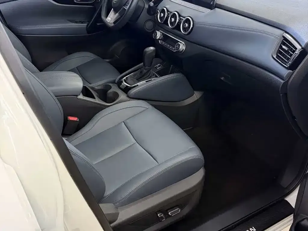 Nissan Qashqai — фото 9