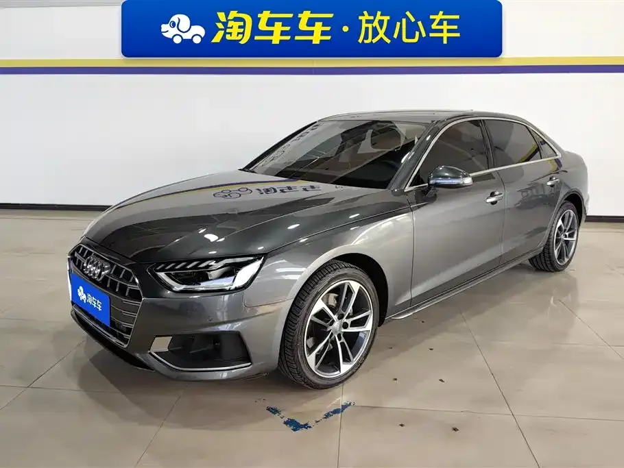 Audi A4L — фото 1