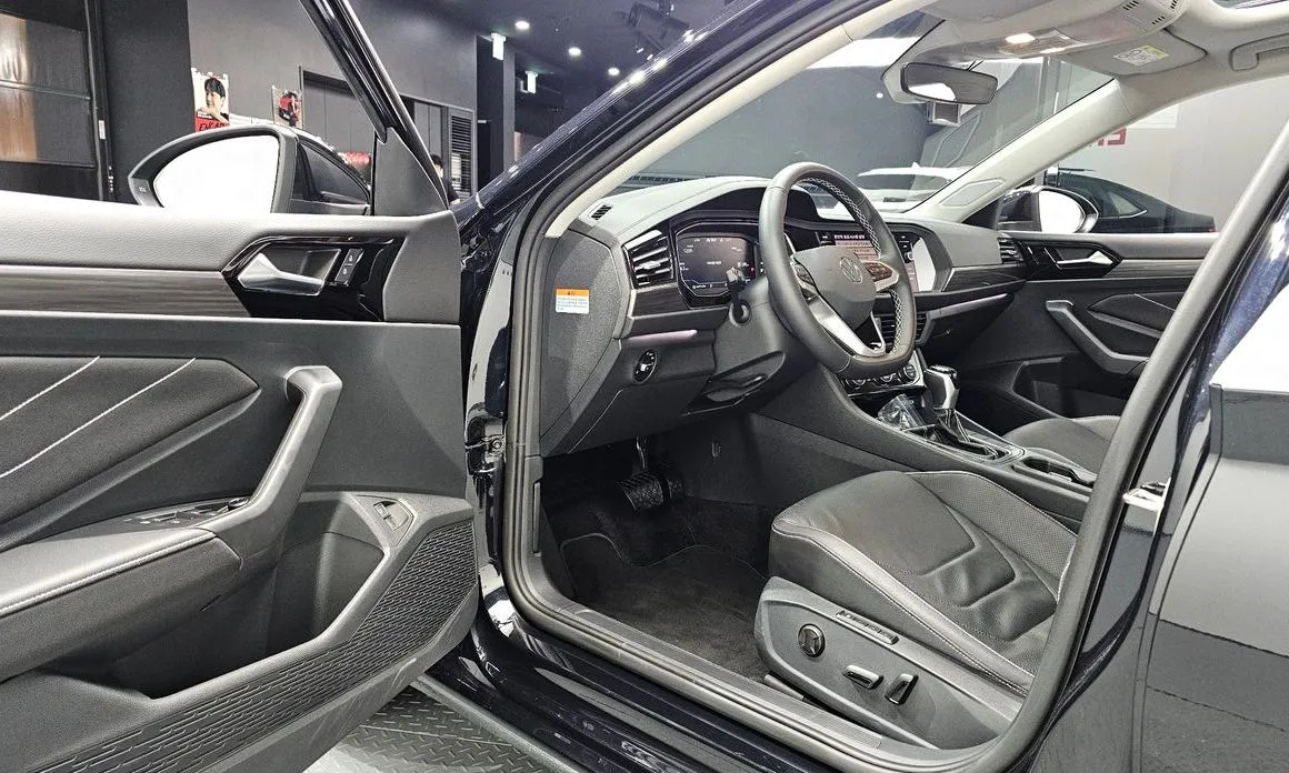 Volkswagen Jetta 2024 из KR, фото 6