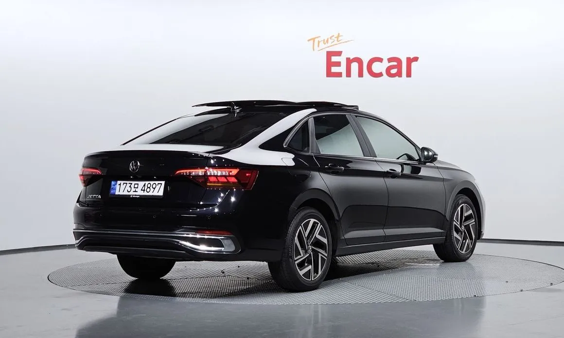Volkswagen Jetta 2024 из KR, фото 3