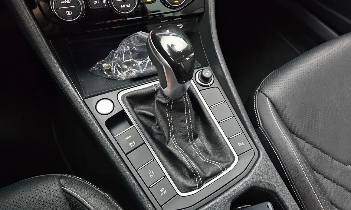 Volkswagen Jetta 2024 из KR, фото 8