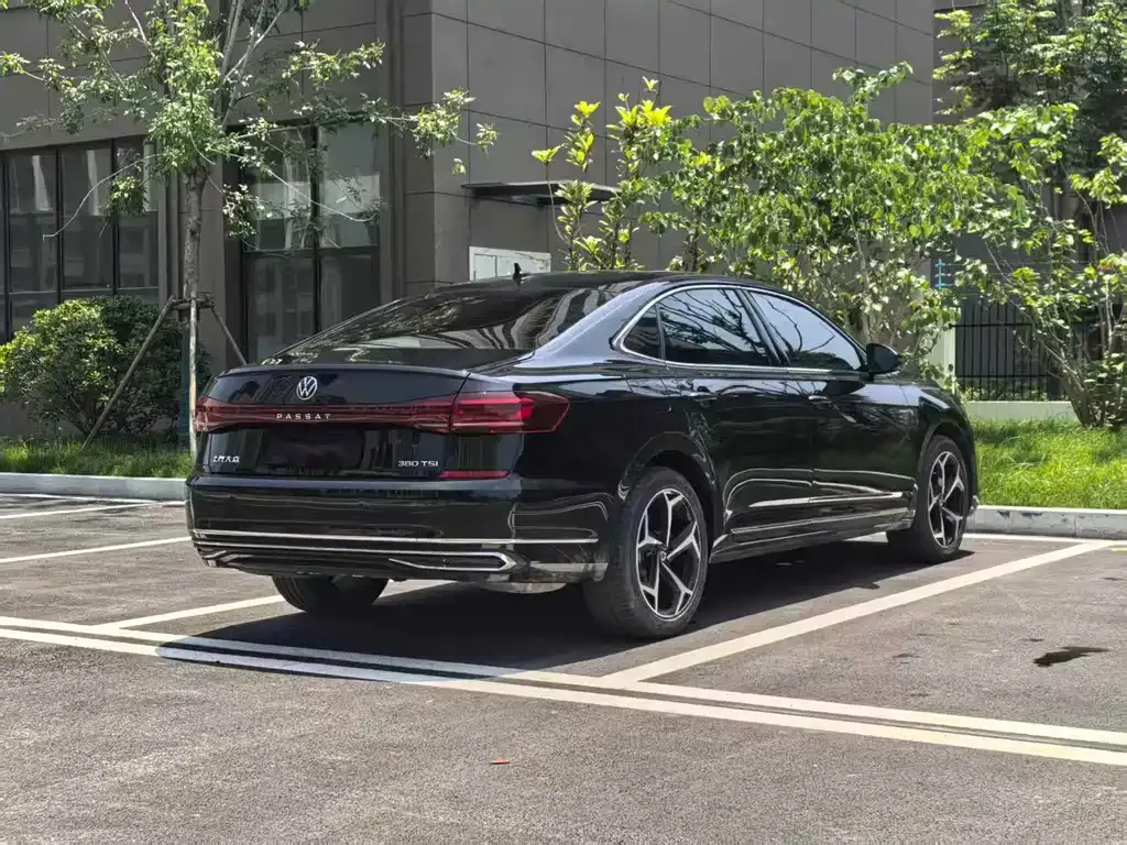 Volkswagen Passat 2025 из CN, фото 6