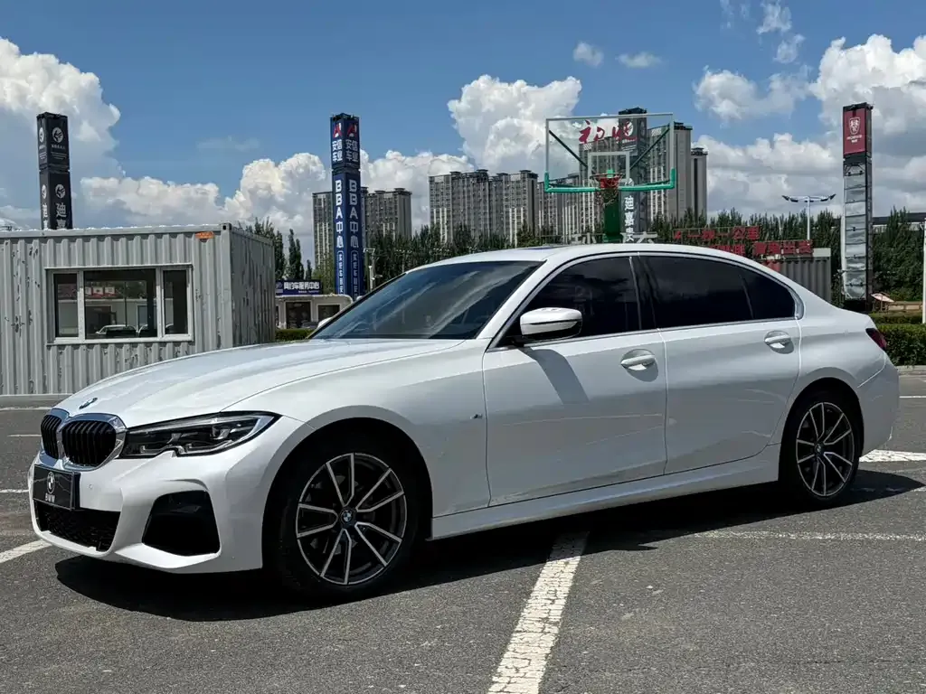 BMW 3 Series — фото 1