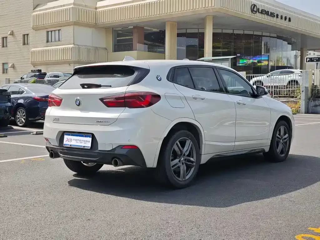 BMW X2 — фото 8