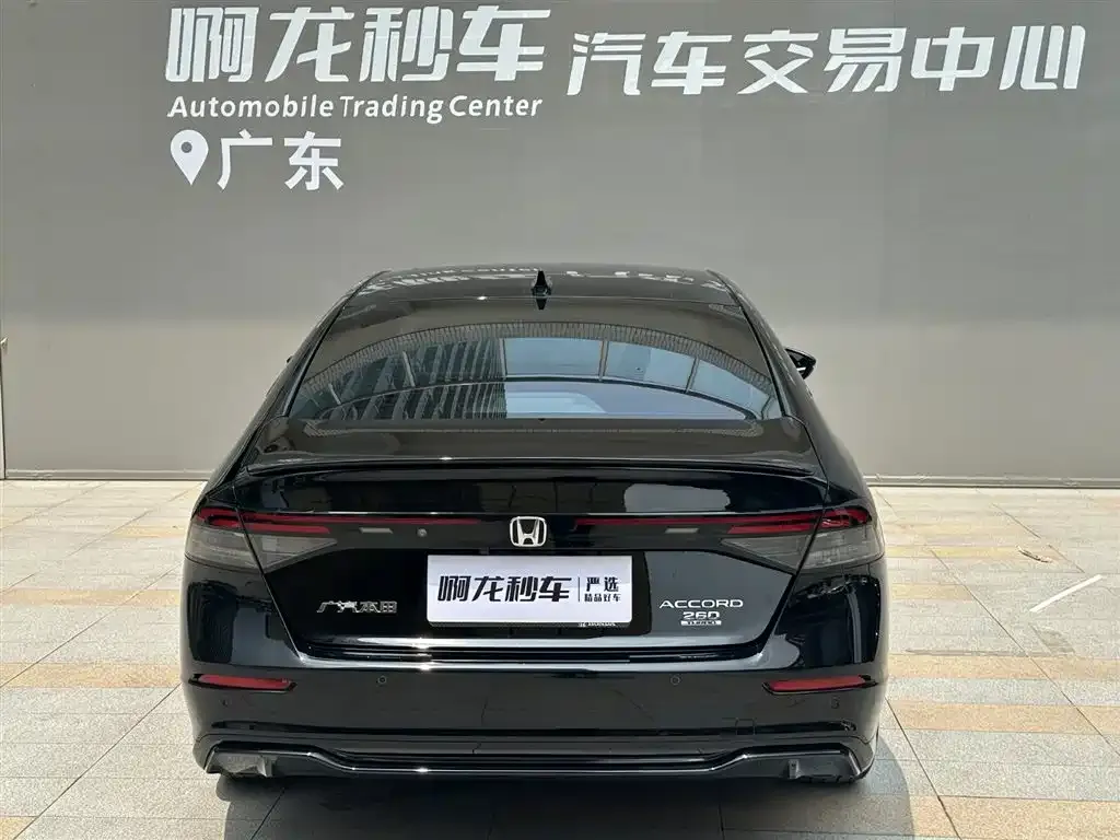 Honda Accord — фото 4