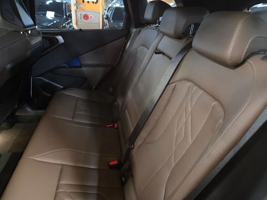 BMW X3 2025 из KR, фото 2