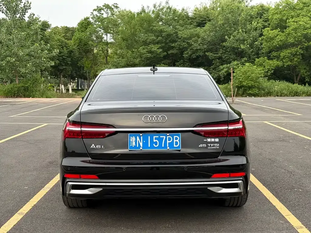 Audi A6L — фото 7