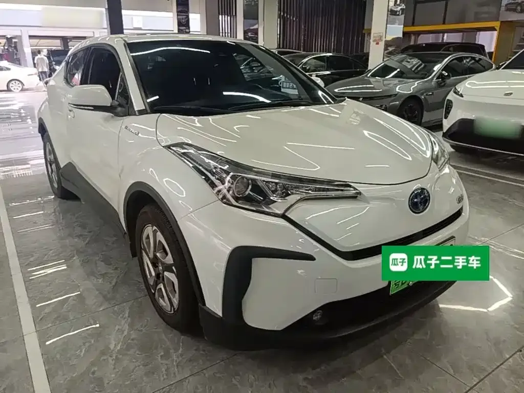 Toyota C-HR EV 2022 из CN, фото 7