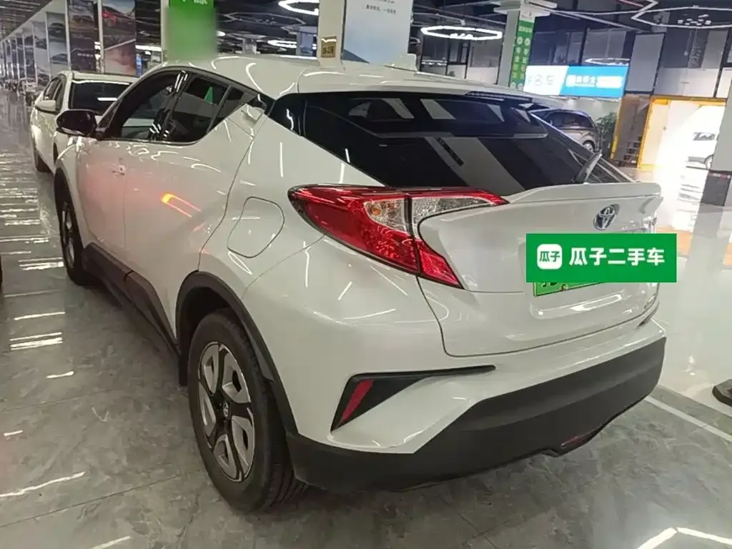 Toyota C-HR EV 2022 из CN, фото 5