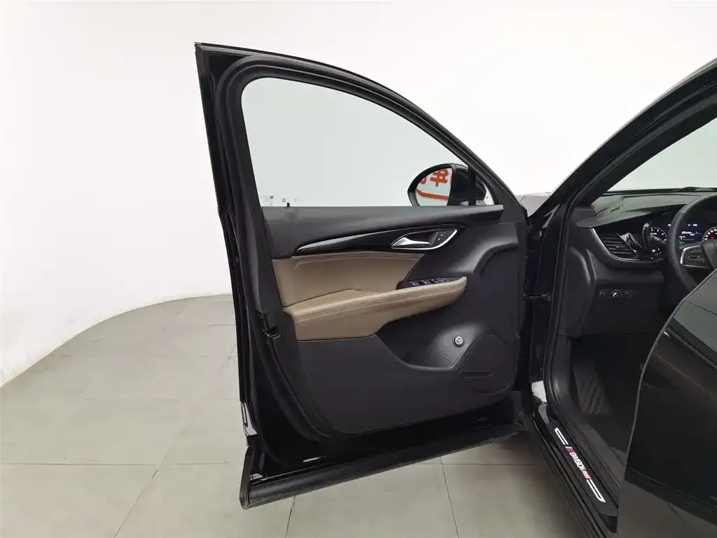 Buick Envision Plus — фото 6