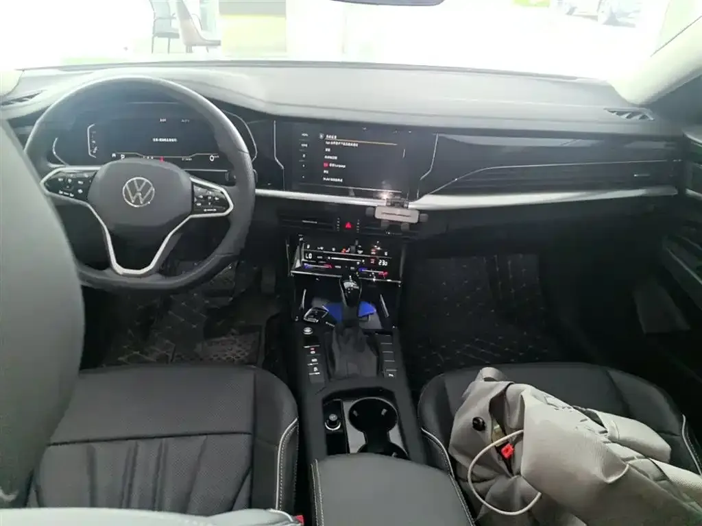 Volkswagen Passat — фото 8