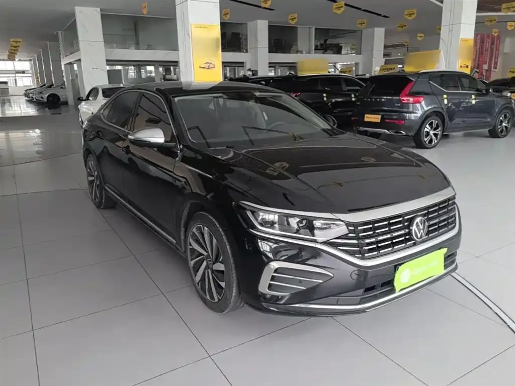 Volkswagen Passat — фото 2