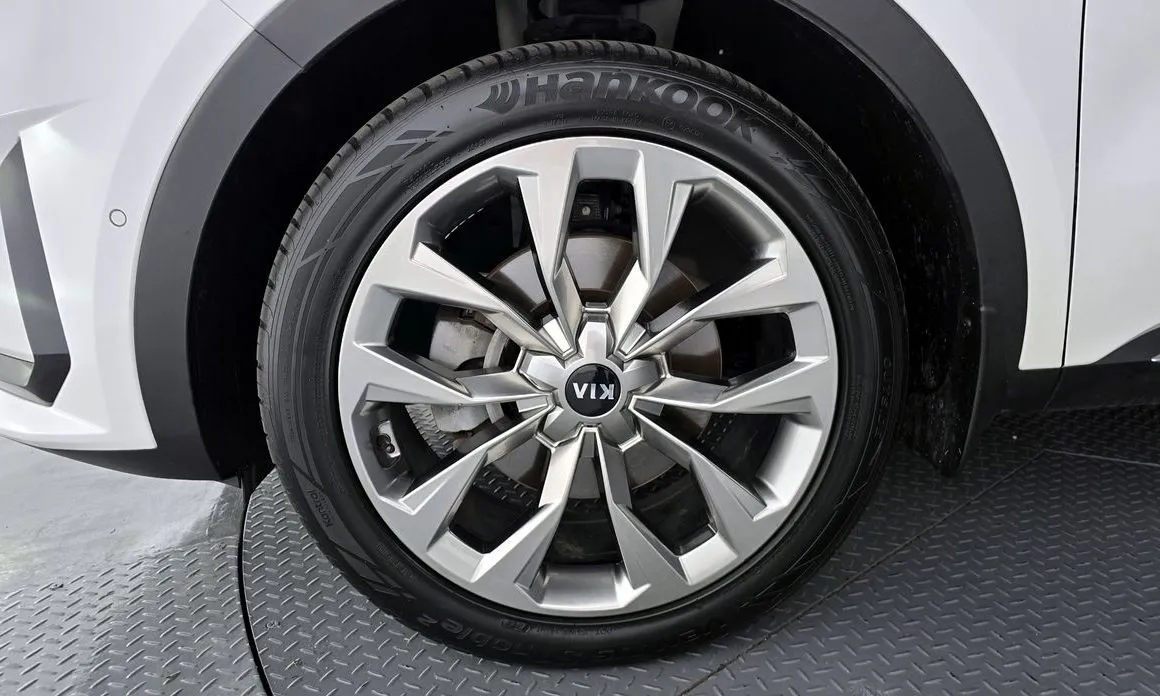 Kia Sorento — фото 5