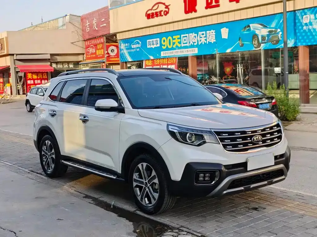 Kia Sportage — фото 6