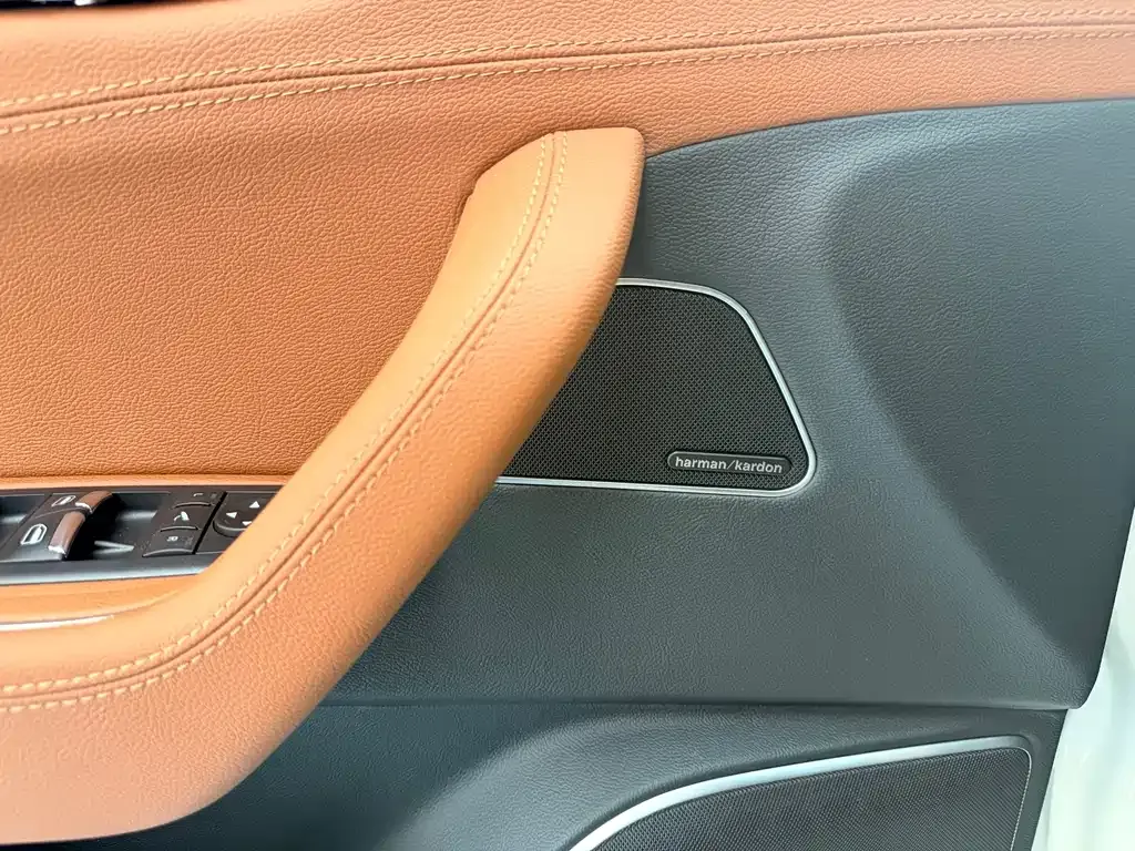 Maserati Levante — фото 10