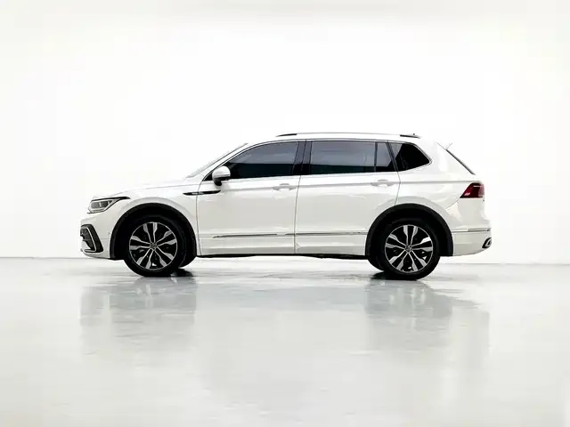 Volkswagen Tiguan L — фото 8