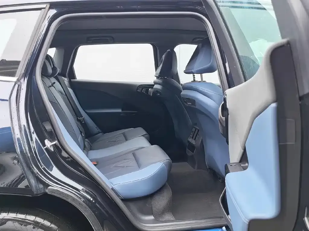 BMW X3 2025 из CN, фото 8