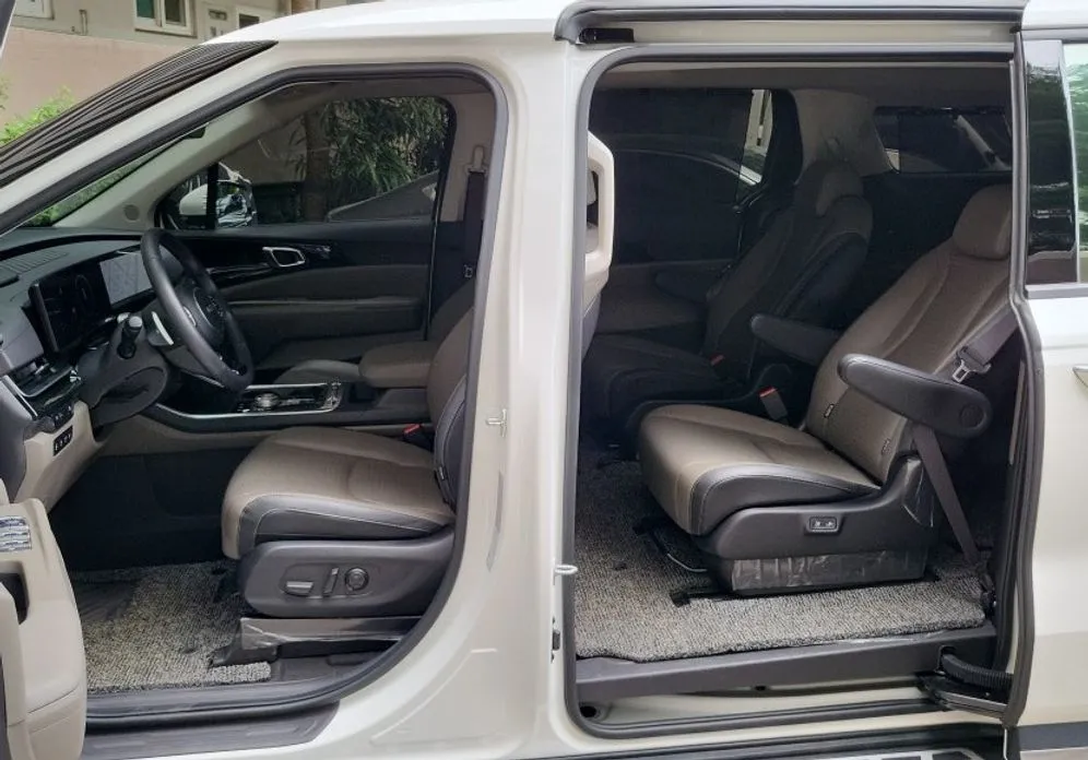 Kia Carnival 2024 из KR, фото 8