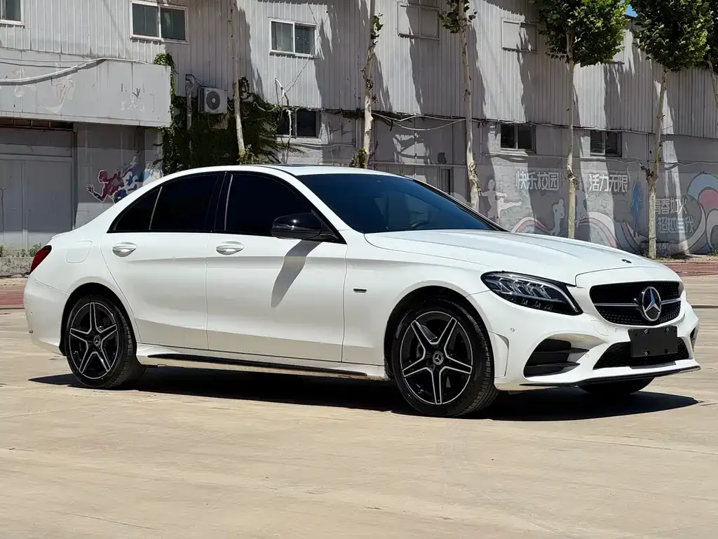 Mercedes-Benz C-Class — фото 6