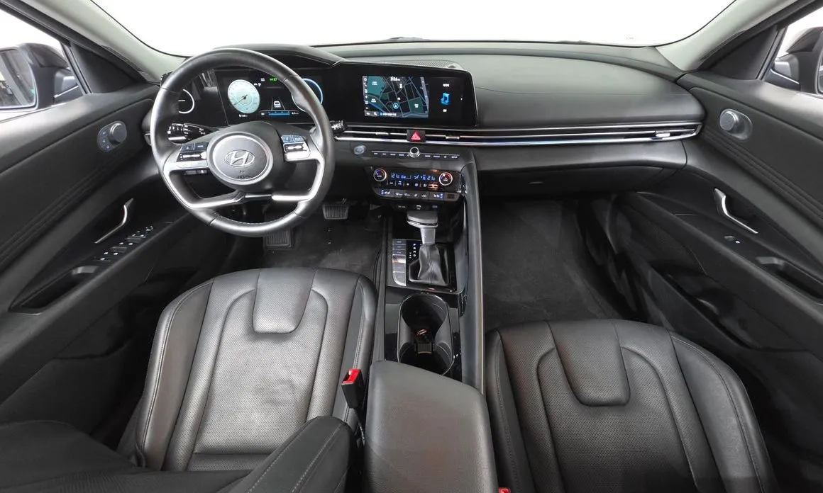 Hyundai AVANTE — фото 6