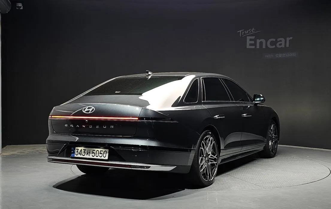 Hyundai Grandeur 2023 из KR, фото 4