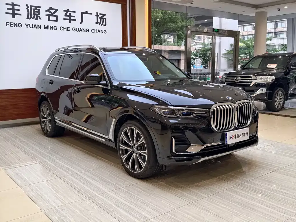 BMW X7 2021 из CN, фото 3