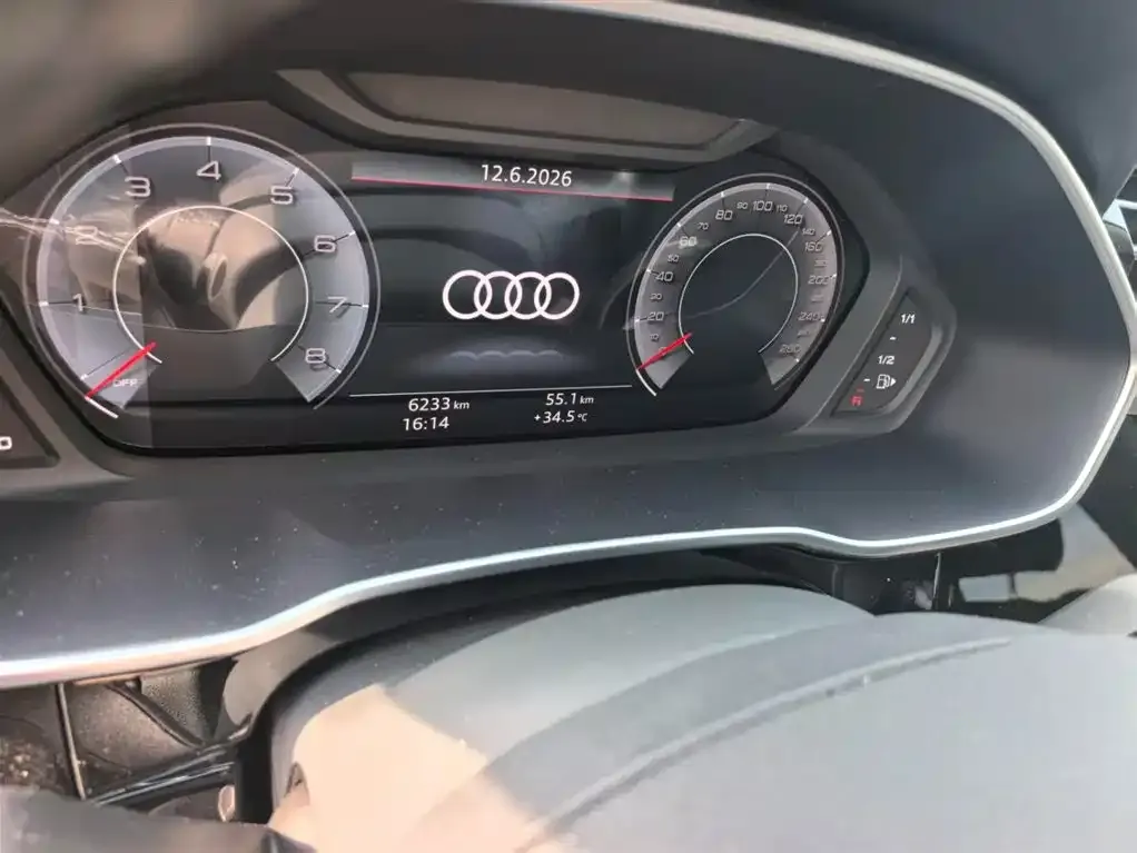 Audi Q3 — фото 2