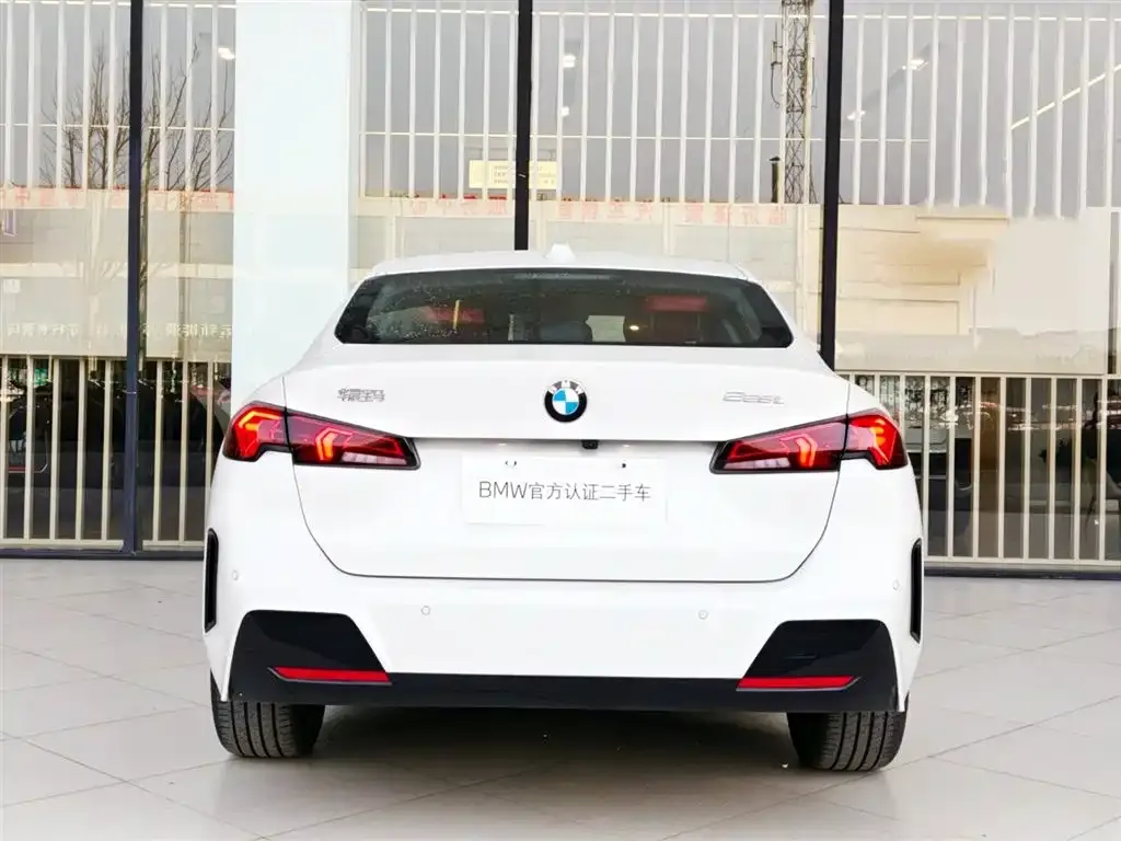 BMW 2 Series 2025 из CN, фото 8