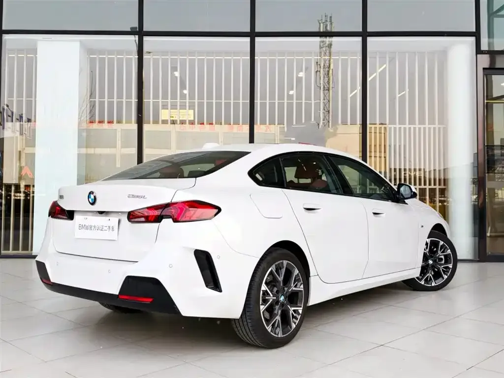 BMW 2 Series 2025 из CN, фото 9