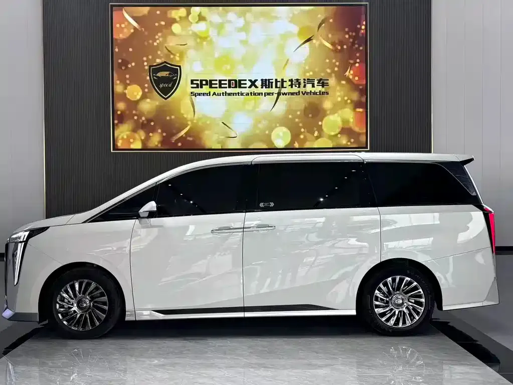 GAC Motor Trumpchi M8 — фото 3