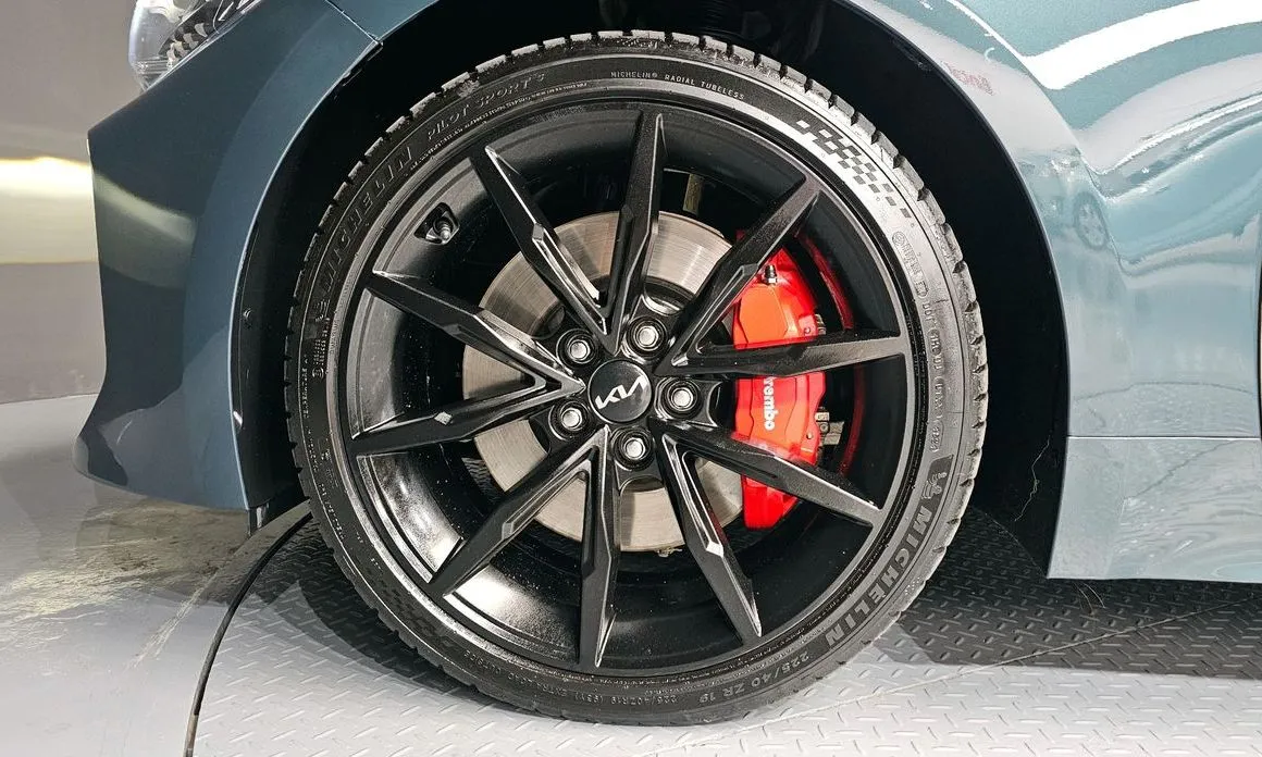 Kia Stinger 2023 из KR, фото 9