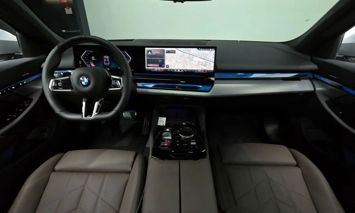 BMW 5-Series 2026 из KR, фото 3