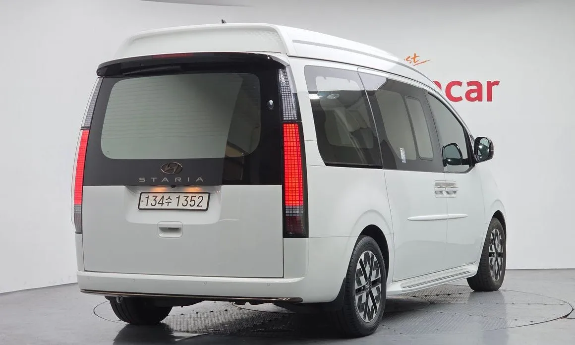 Hyundai Staria 2023 из KR, фото 3