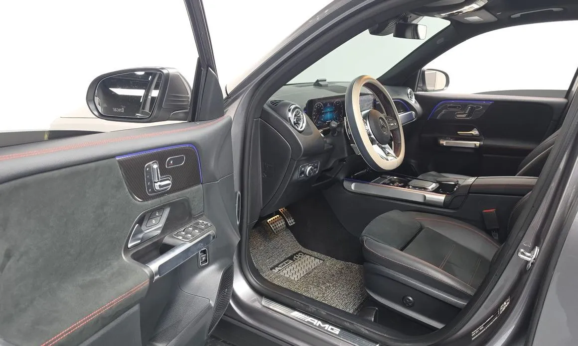 Mercedes-Benz GLB-Class — фото 10