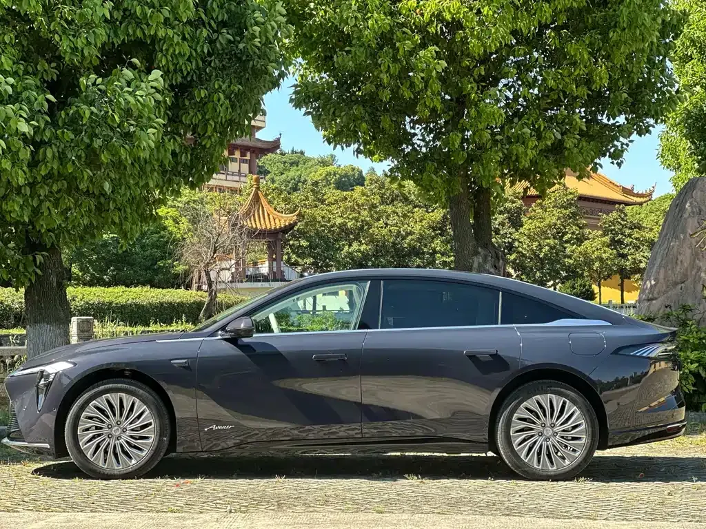 Buick Electra L7 2025 из CN, фото 8