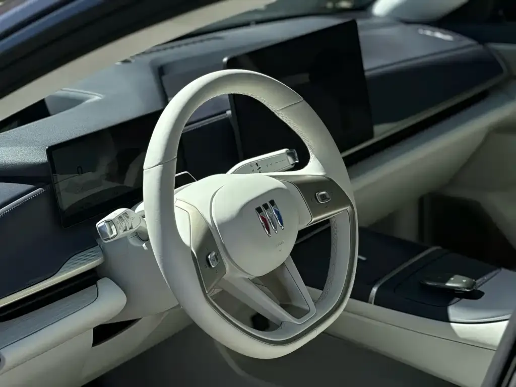 Buick Electra L7 2025 из CN, фото 3