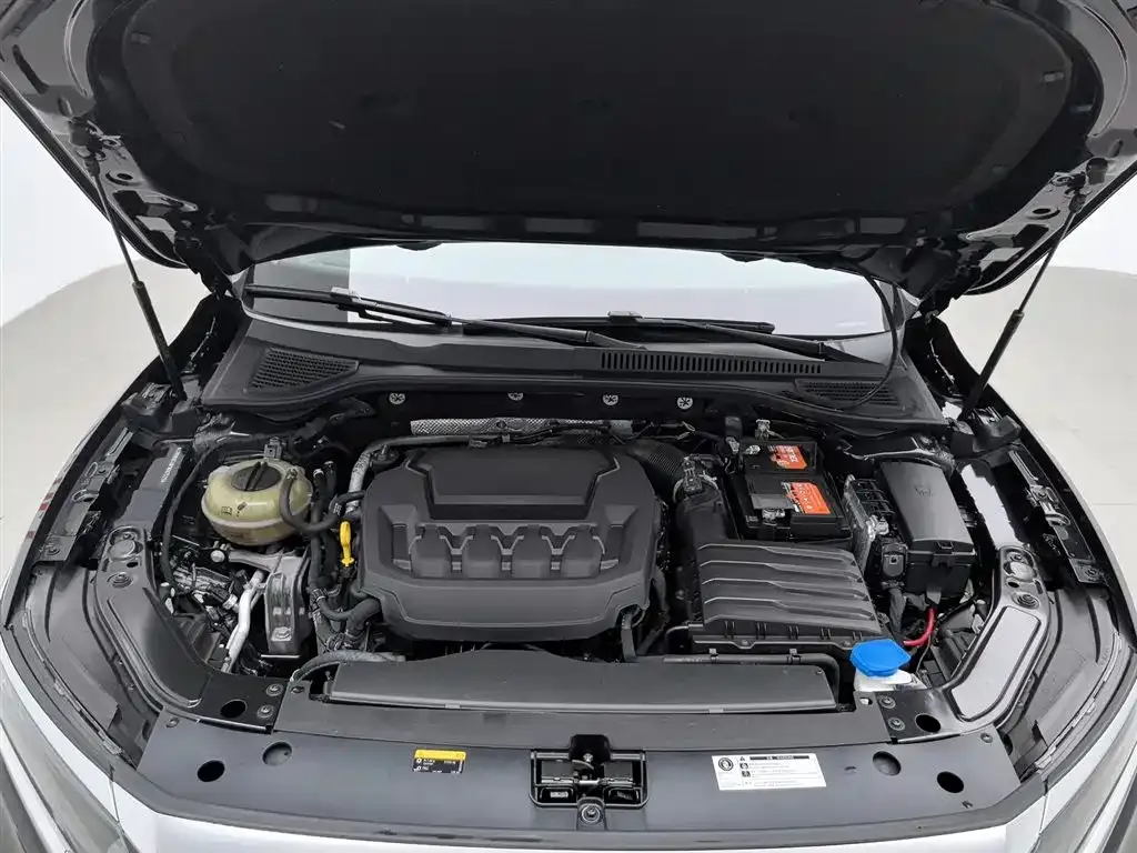 Volkswagen Passat — фото 8