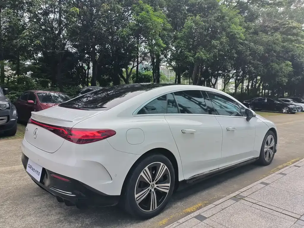 Mercedes-Benz EQE 2023 из CN, фото 7