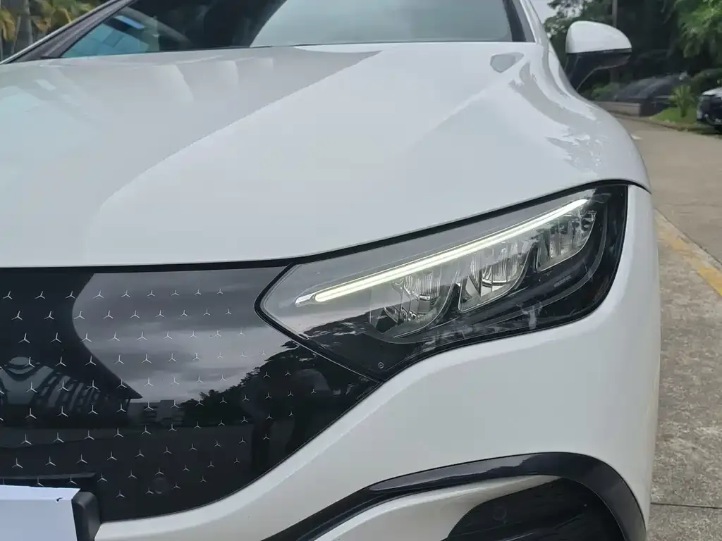 Mercedes-Benz EQE 2023 из CN, фото 9
