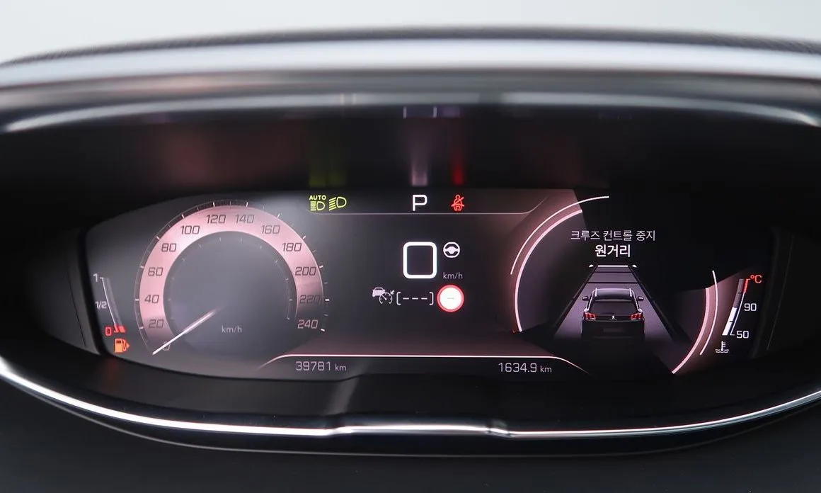 Peugeot 3008 2022 из KR, фото 2