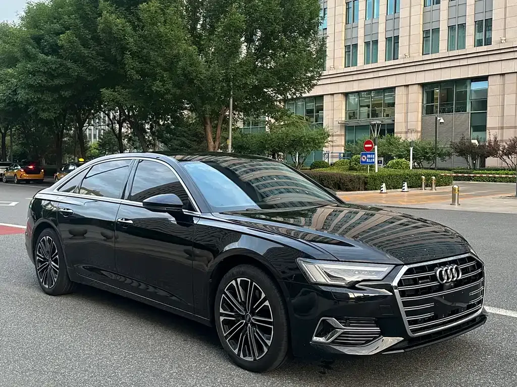 Audi A6L 2024 из CN, фото 8
