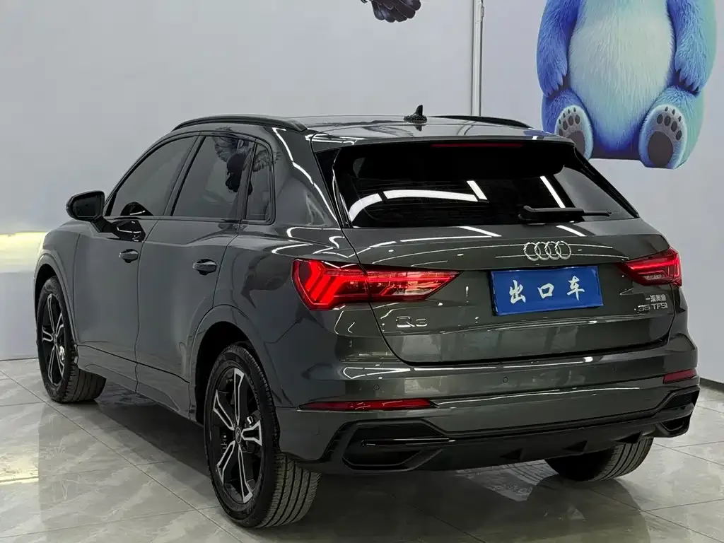 Audi Q3 — фото 10