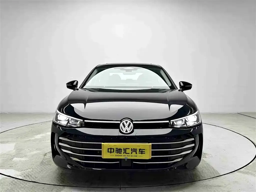 Volkswagen Passat — фото 4