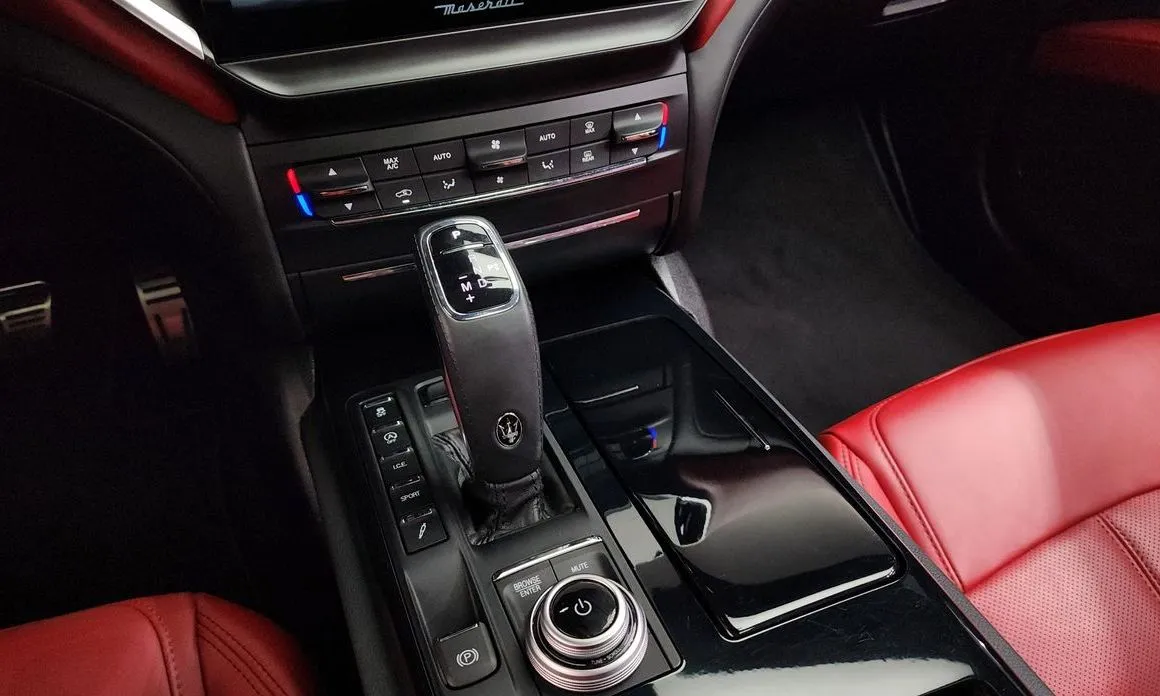 Maserati Ghibli 2021 из KR, фото 8