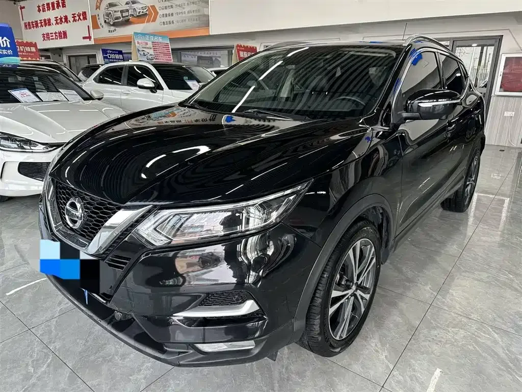 Nissan Qashqai — фото 7